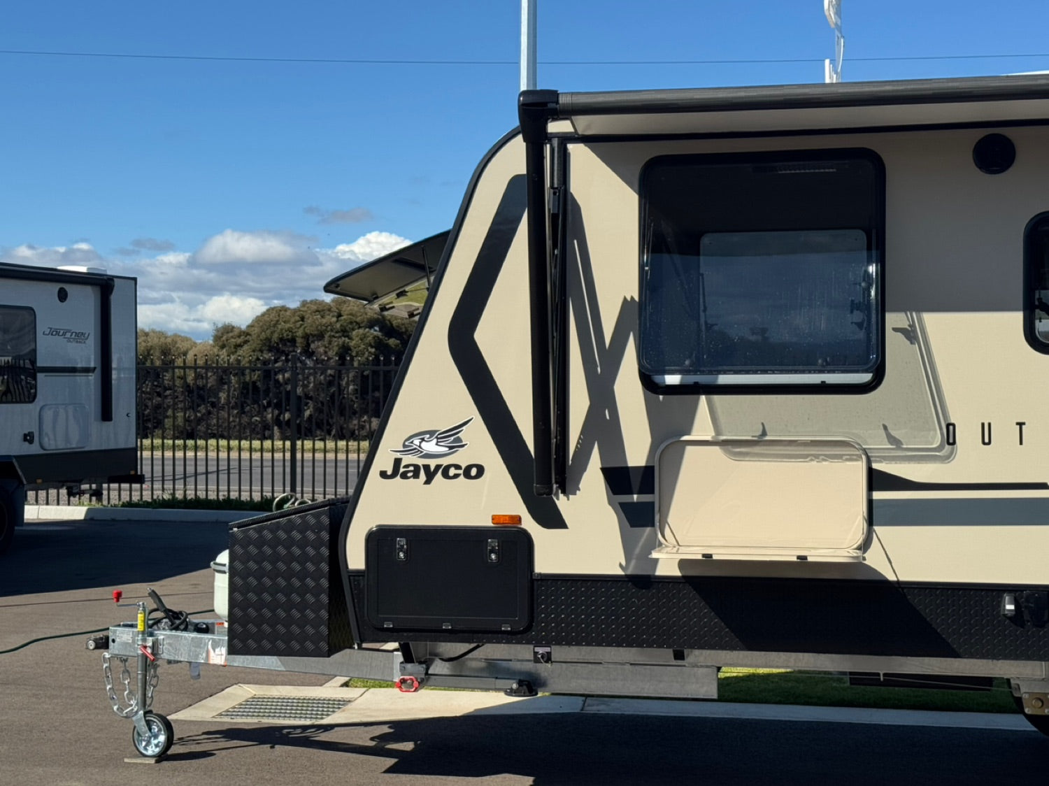 2025 Jayco Discovery 17.54-1.OB.DY