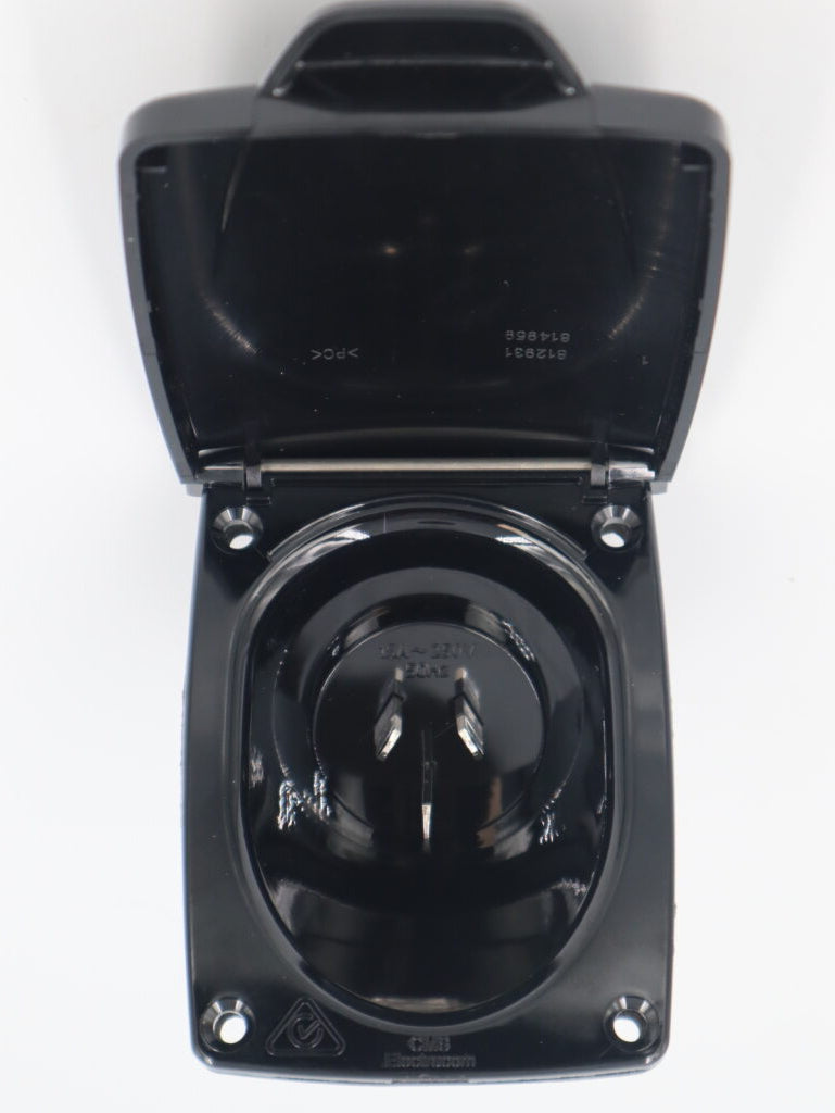 Power Inlet Socket 15A In Black .IL15/ B