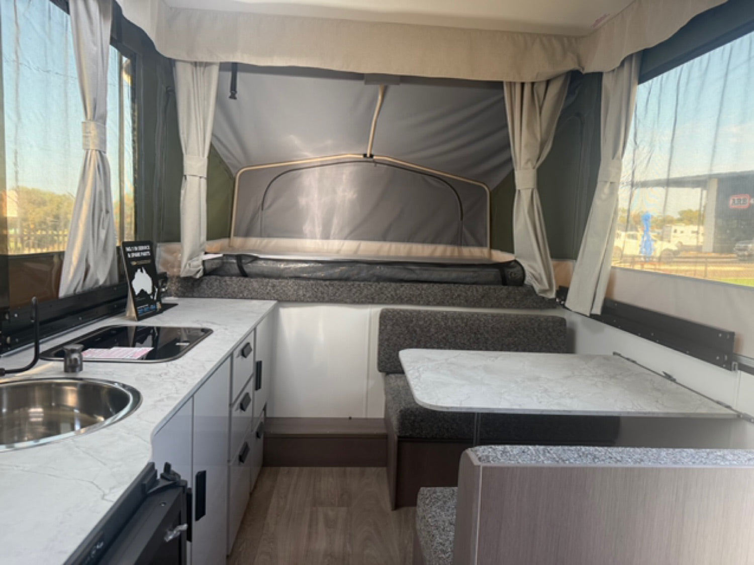 2025 Jayco Lark OB.CP
