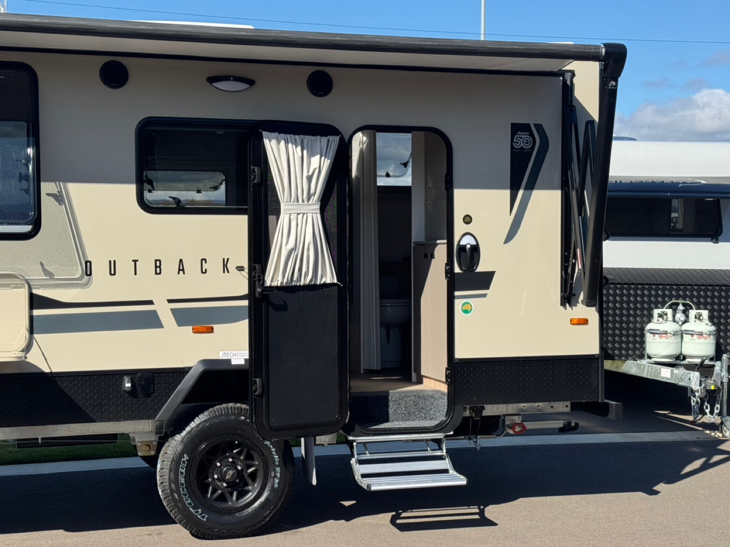 2025 Jayco Discovery 17.54-1.OB.DY