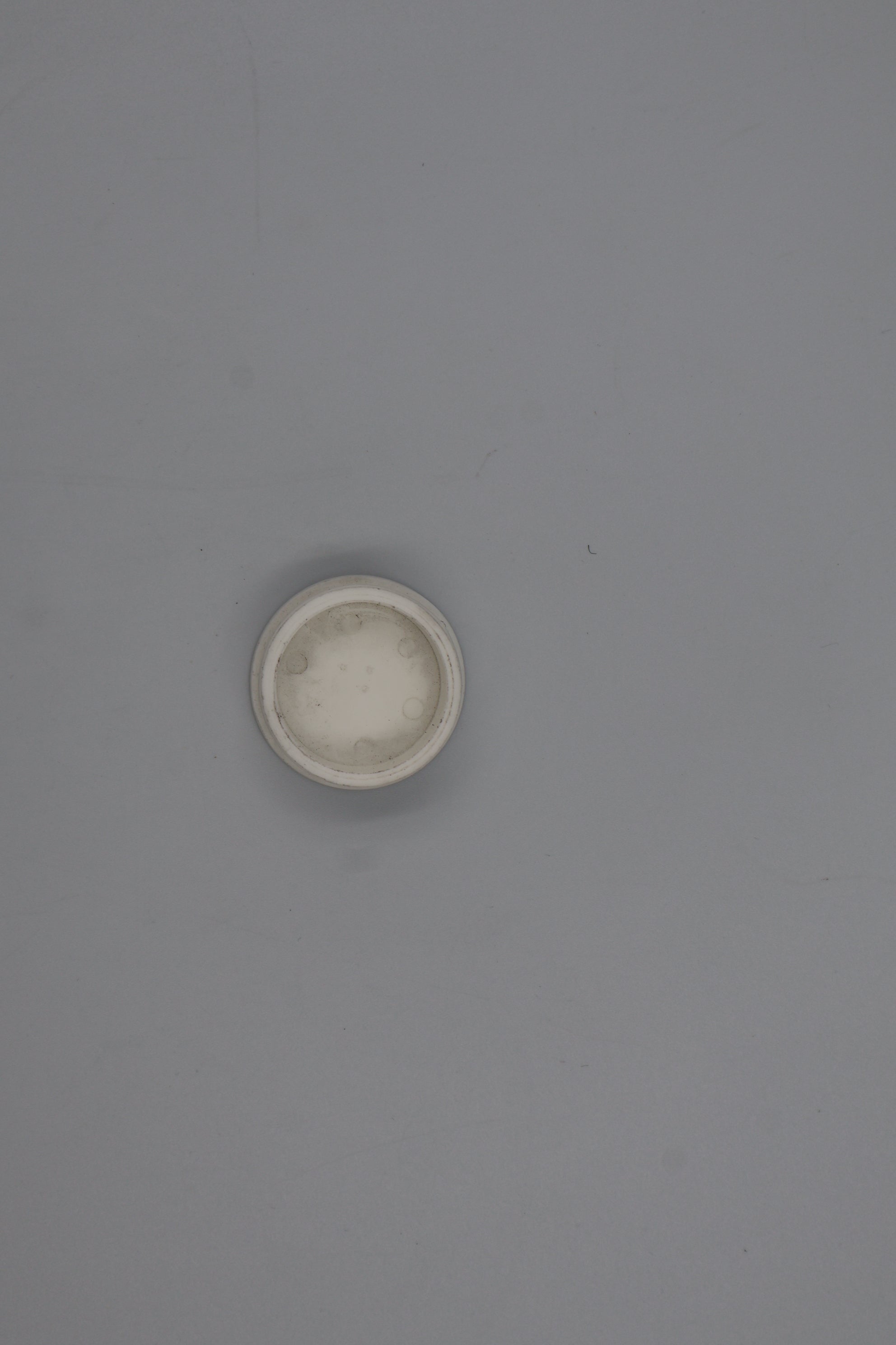 WHITE CAP - END BUMPER BAR ROUND 40mm