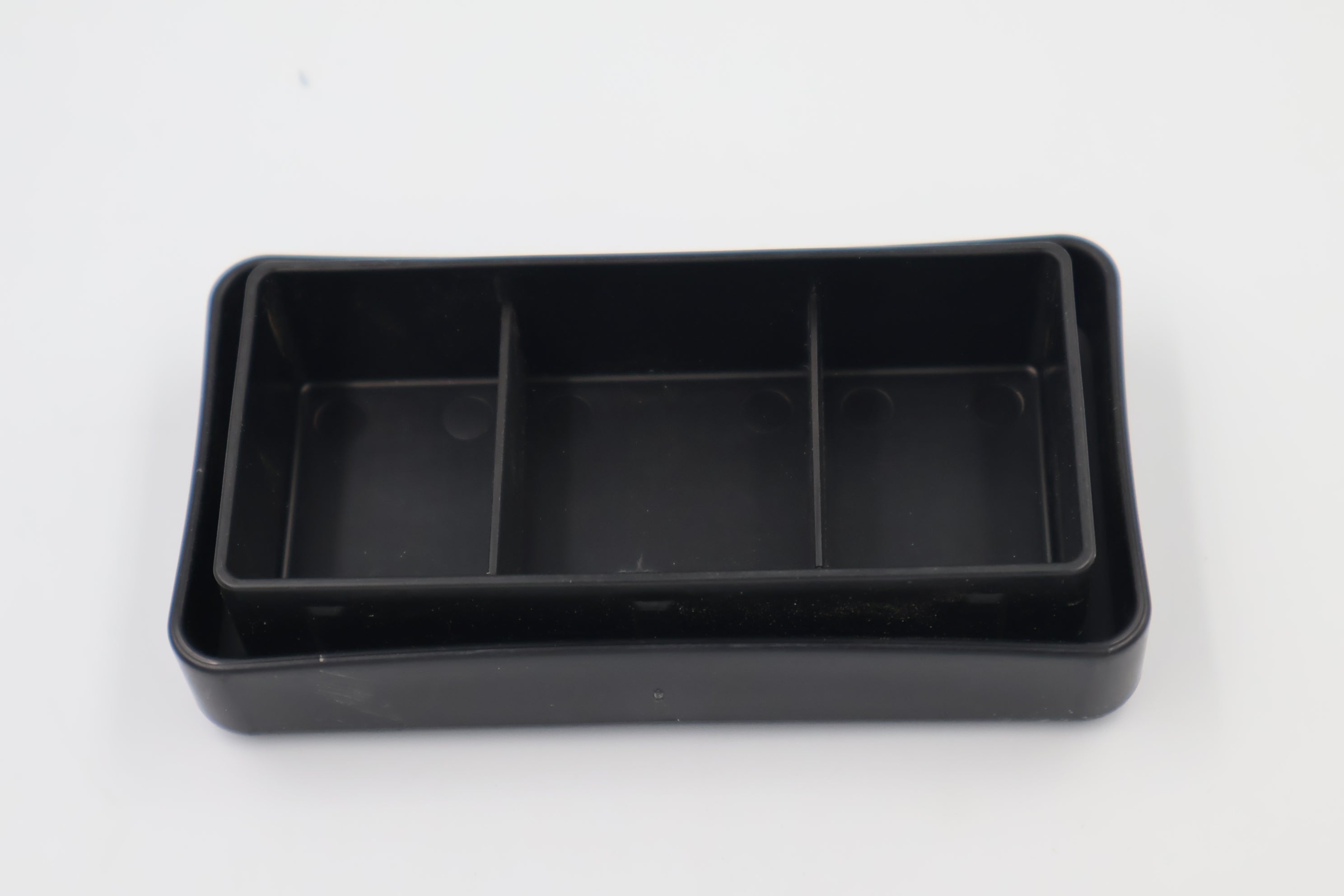 BUMPER END CAP - BLACK