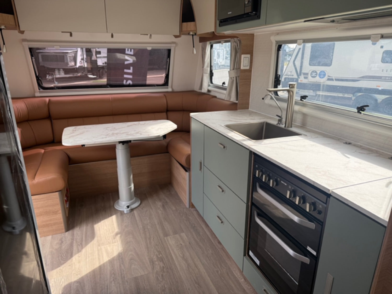 2025 Jayco Silverline 21.65-3.OB.SL