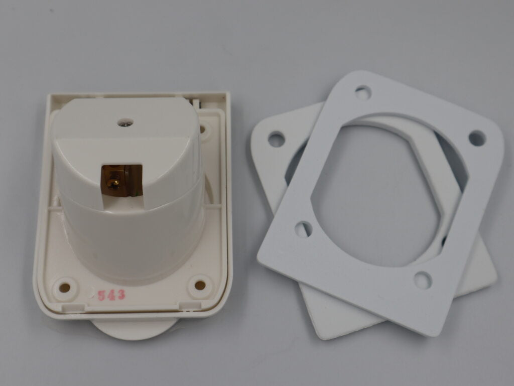 Power Inlet Socket 15A In White .IL15