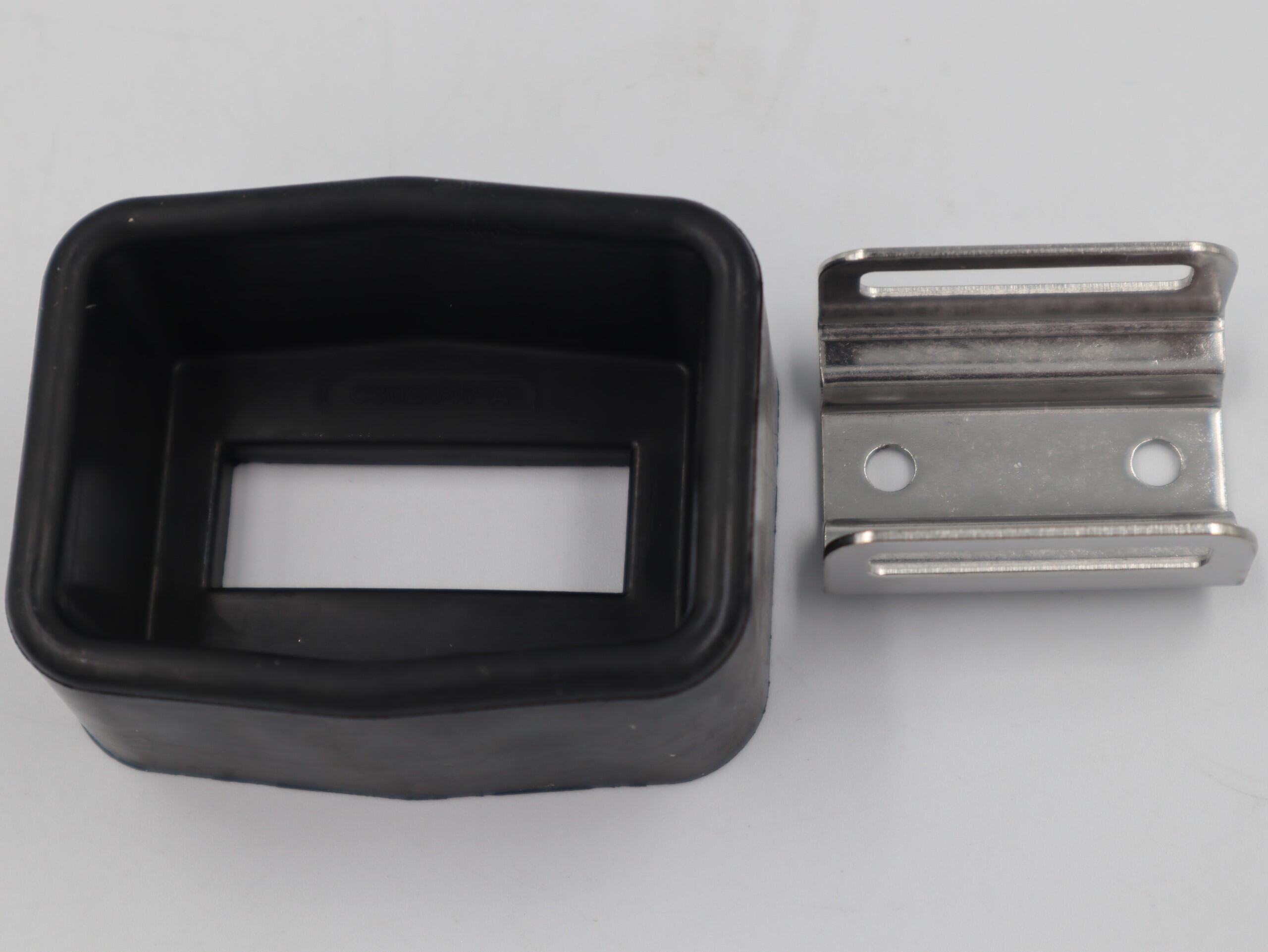 KEEPER & HOUSING T/S C2791F TURNLOCK BLACK