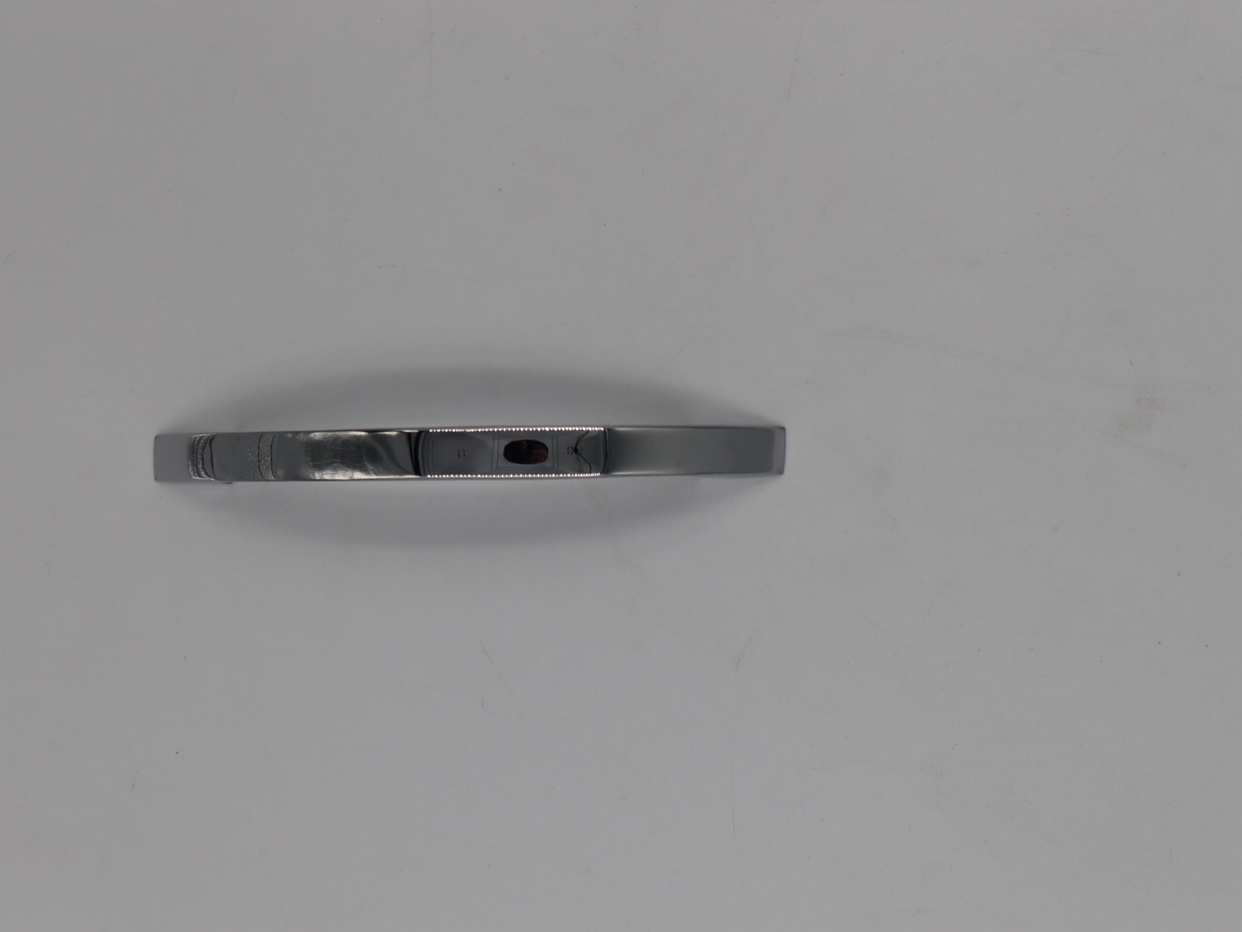 HANDLE BOW 96MM  between screw holes CHROME