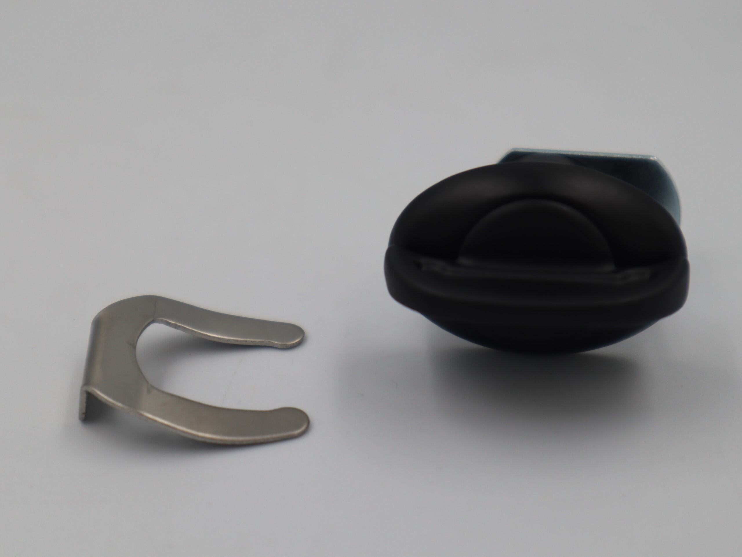 TURNLOCK BLACK WINDOW SHIELD Short Tongue