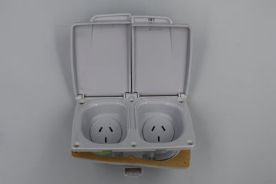 CMS Power Outlet Double Natural White. J17.2NW