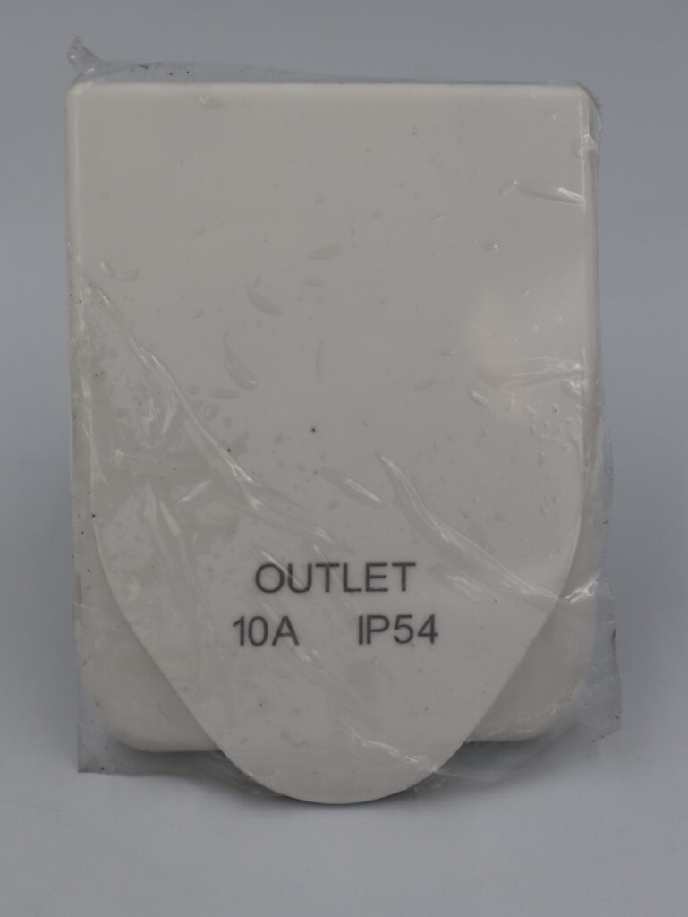 Power Outlet Socket 10A In White. OL10
