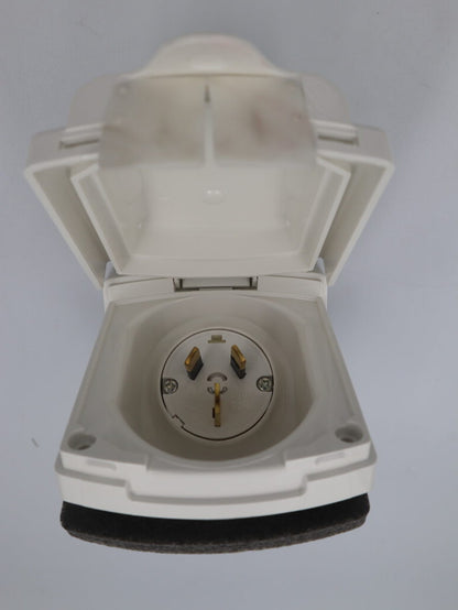 Clipsal (New) White External 15AMP Power Inlet. 435VFS15WE