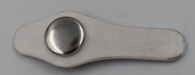 STRAP TOILET CATCH 2011